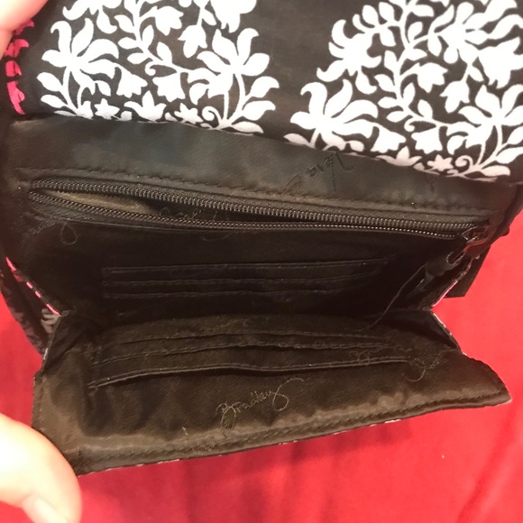 Vera Bradley || Crossbody Bag - Picture 4 of 7